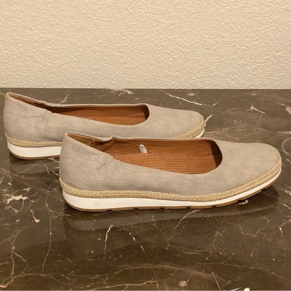 Baretraps Prim Espadrille With Orthotic Arch Support 7.5M